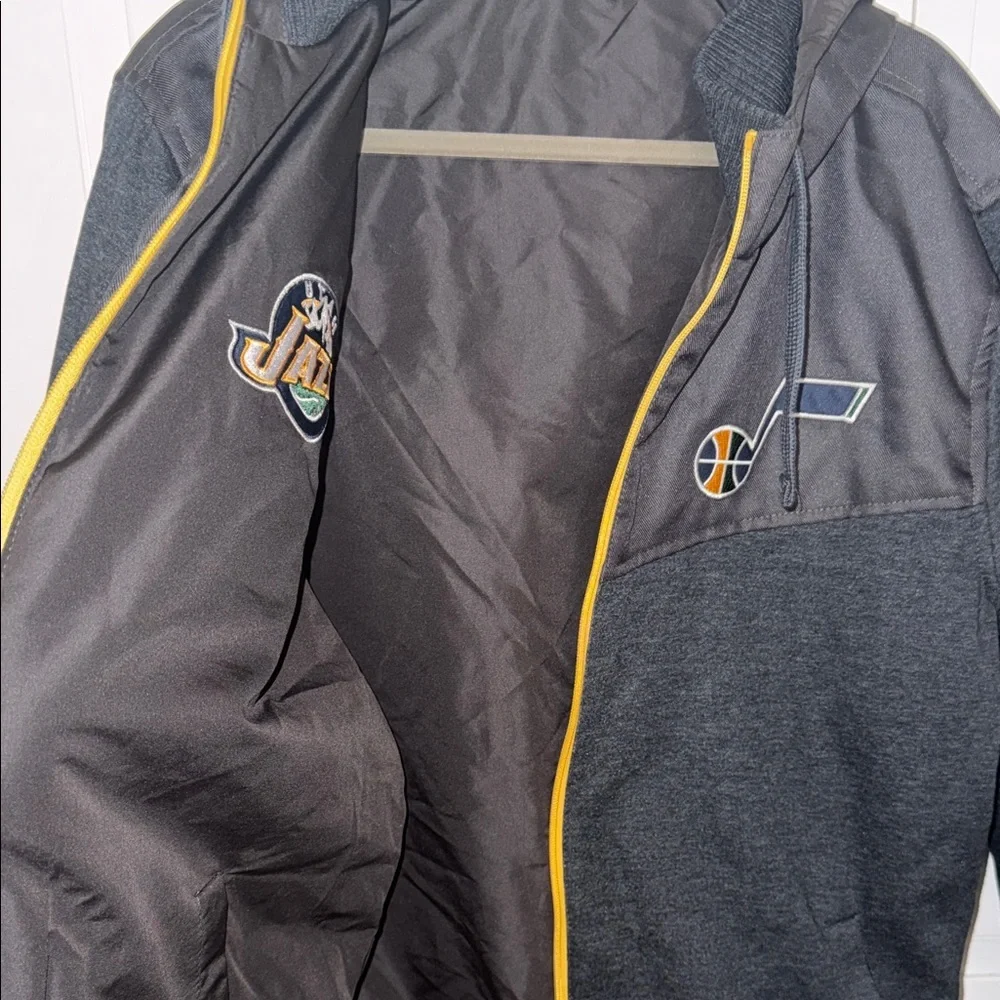 Reversable 2 in 1  Mens Black Hooded Puffer Jacket Trim Size Large-x large